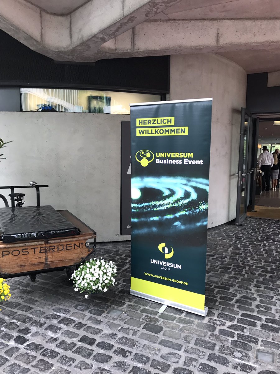 tominffm's tweet photo. Wir sind bereit #ube2017 @UNIVERSUM_Group @Ralf_flexipay https://t.co/HTV0SWl1xd