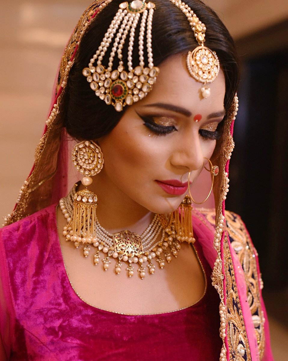 Ritu Babbar Makeup And Hair Specialist in Bridal Makeup. #makeup #makeupartist #makeupandhair #wedding #weddingday #bridetobe #bride #India