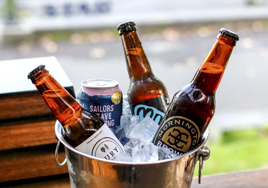 PilgrimBar1's tweet photo. #GBW17 Pilgrim Bar is doing a Victoria 360, four different style beers from four corners of our state. Order our "Compass Bucket" &amp; platter. https://t.co/tjHSClGkAo
