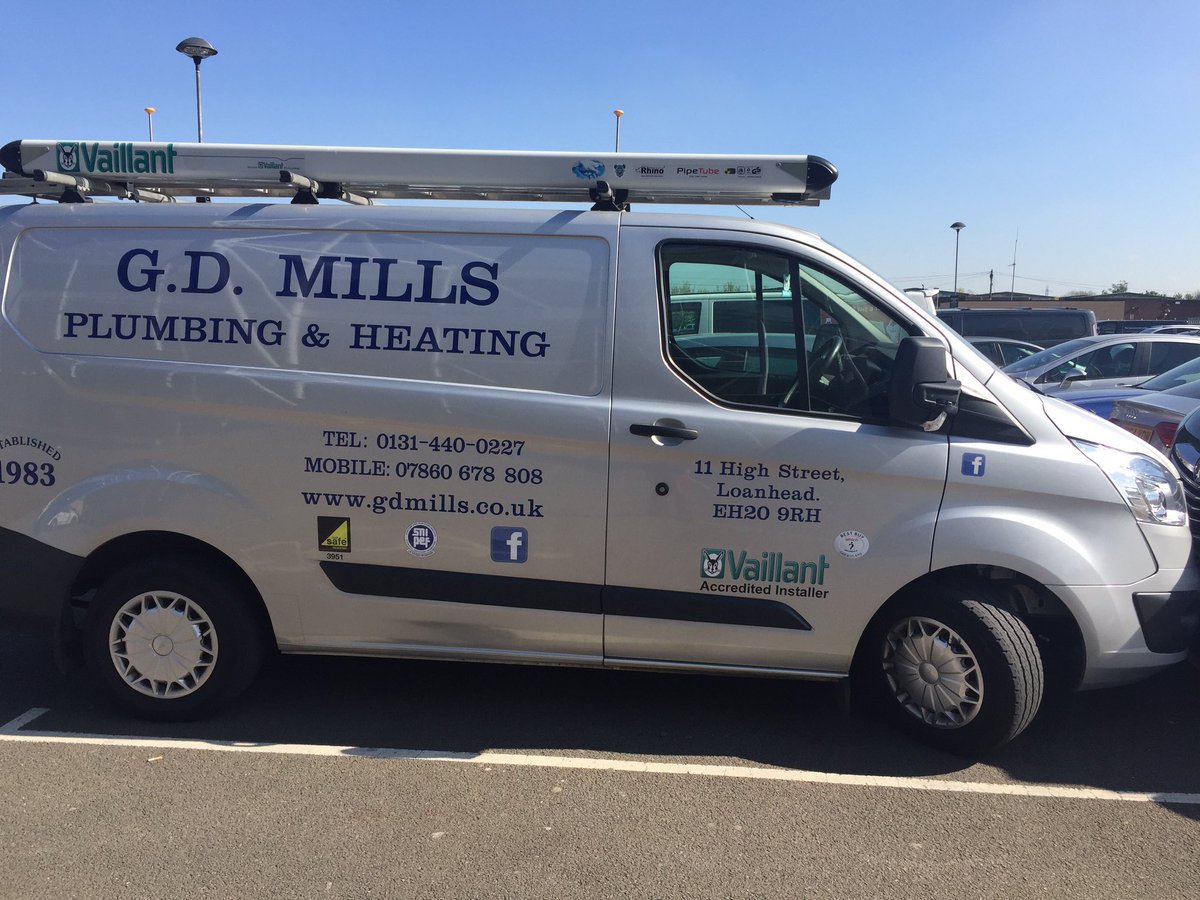 LeamingtonSBC's tweet photo. #vanwars @Installer_2017 @rdmills88 https://t.co/RDTlqL582L