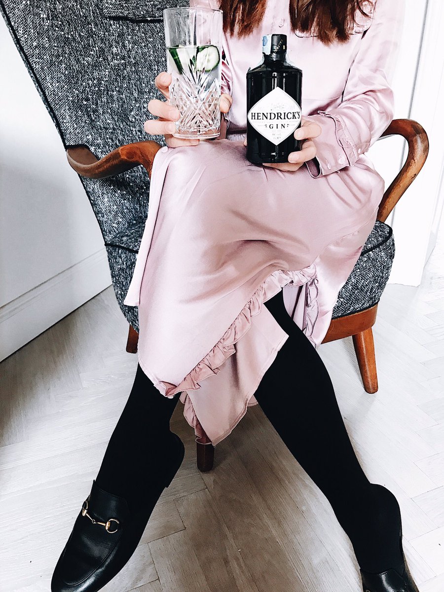 Pronti per il 14 giugno?🥒🍸 #WorldCucumberDay #CucumberCurrencyExchange 
#CultivateTheUnusual #Hendricksgin <a href="/HendricksGin/">HENDRICK'S GIN</a> #StayTuned #event