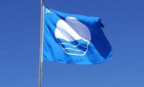 campingstel's tweet photo. Las playas de Roda de Barà han sido galardonadas un año más con la bandera azul por la calidad del agua,seguridad, acceso y medio ambiente. https://t.co/32TrH4CsPu