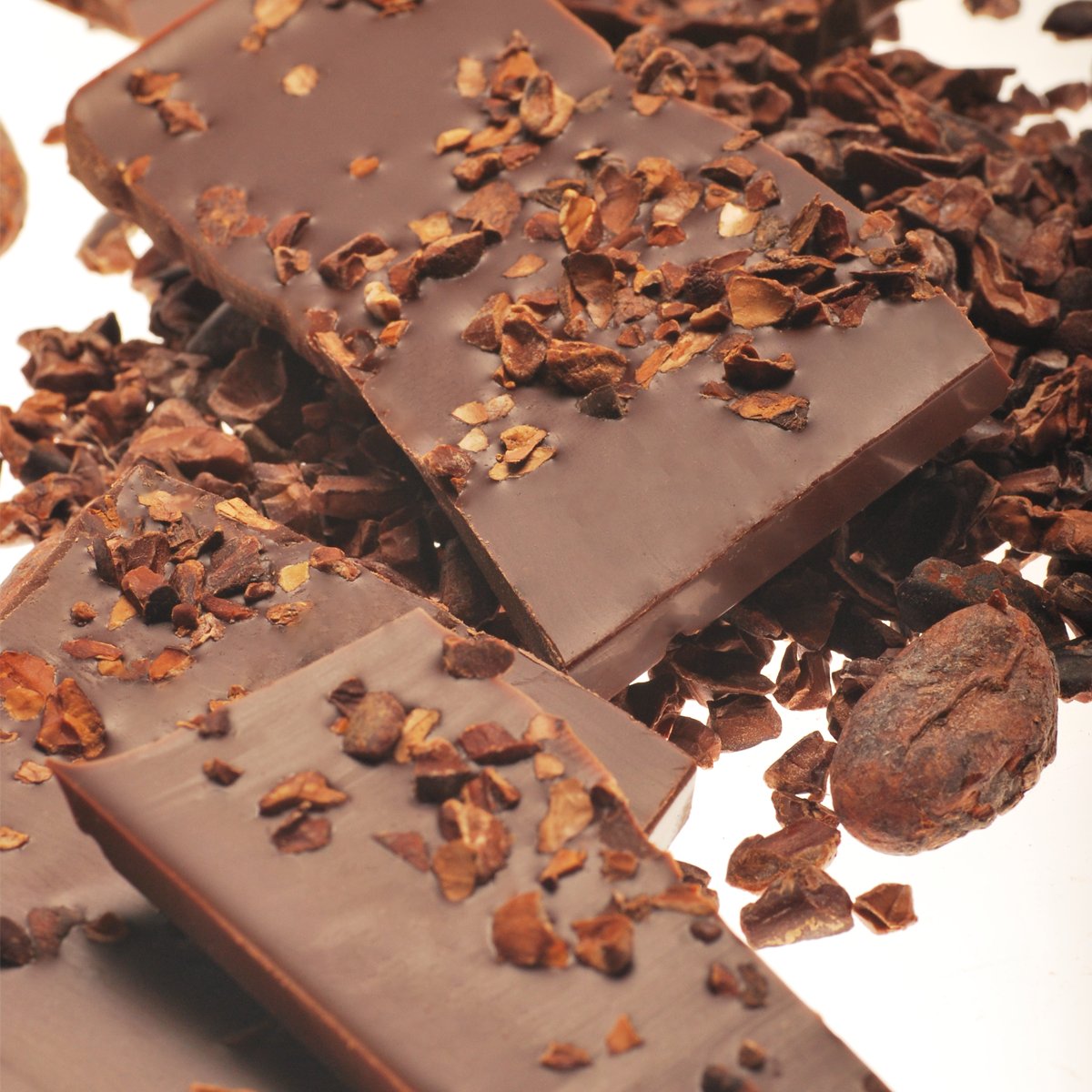 Avez-vous goûté nos tablettes incrustées ? 
#Darcis #chocolat #tablette #belgianchocolate