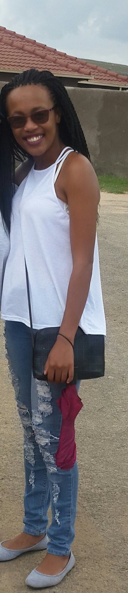 BukelwaMoerane's tweet image. This is a thread about how I survived death #MenAreTrash 

Frame1 morning after 
Frame2 morning before