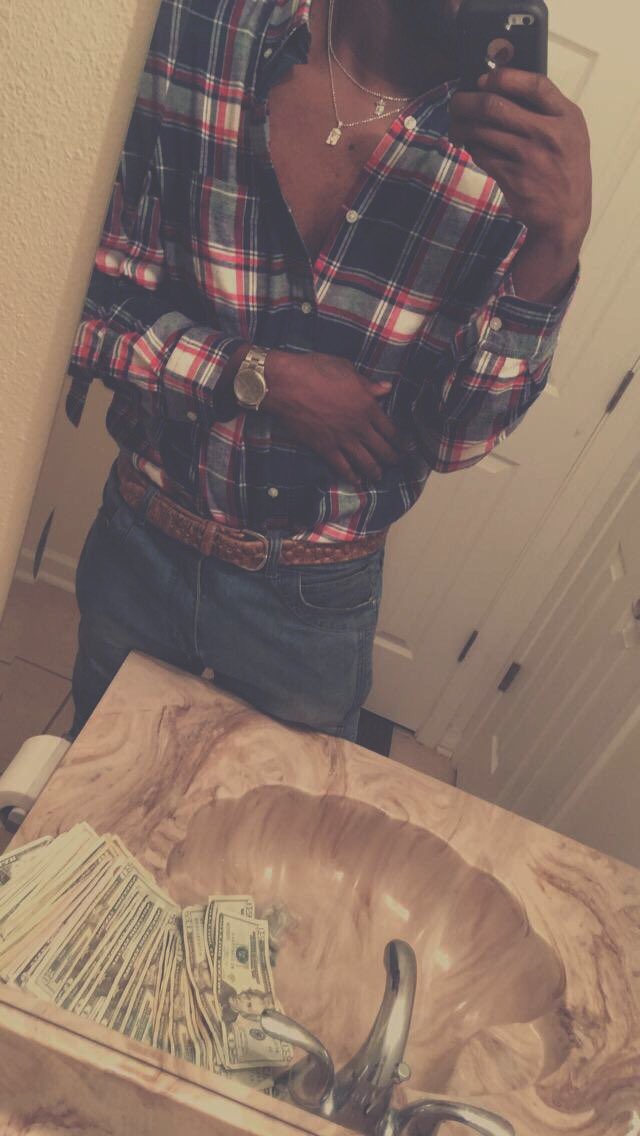FmHippie's tweet photo. I love money https://t.co/JPdyop6MHC