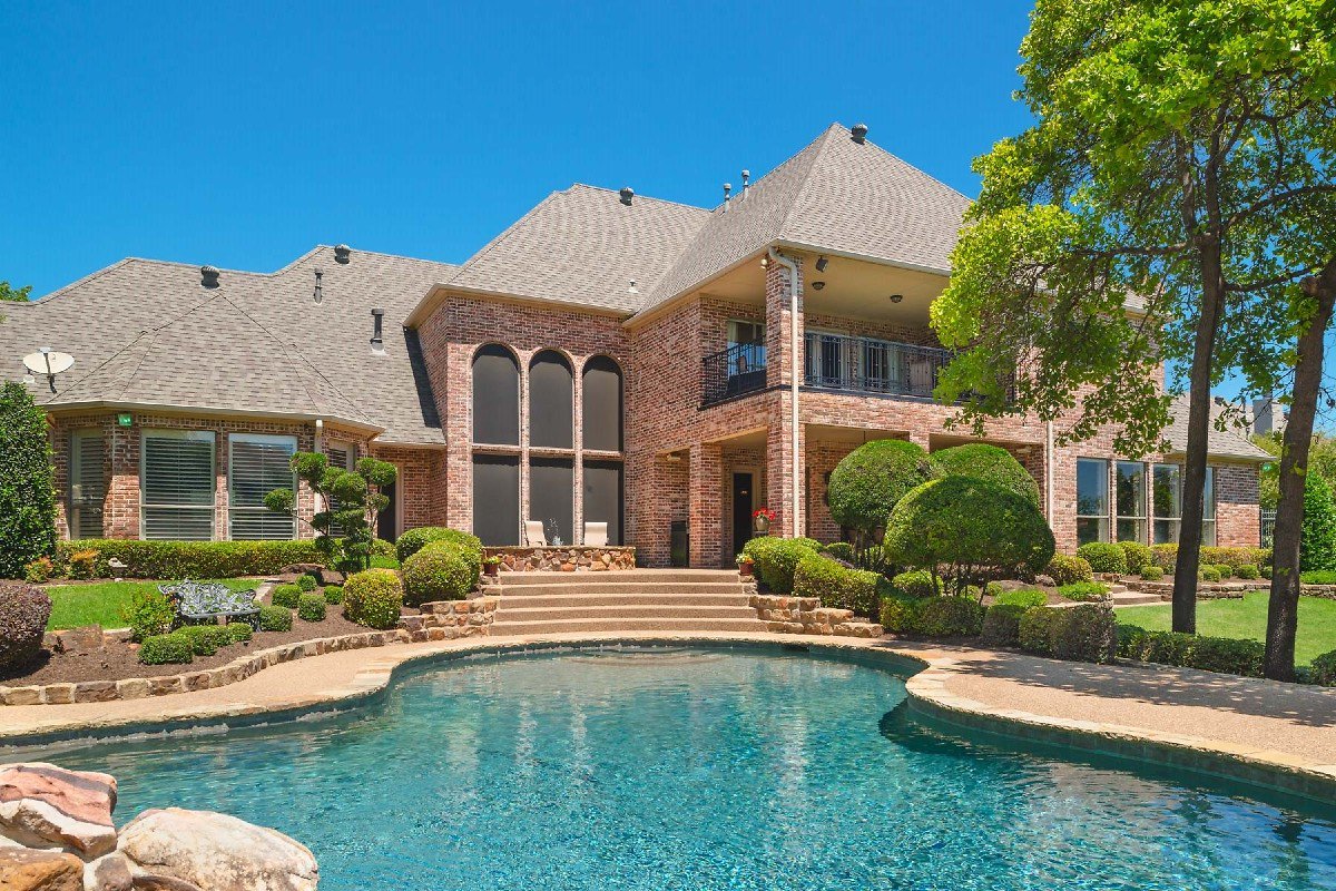 RealtorBOS's tweet image. Can you guess Boston's top neighborhoods? cb1.so/a/hf49f6