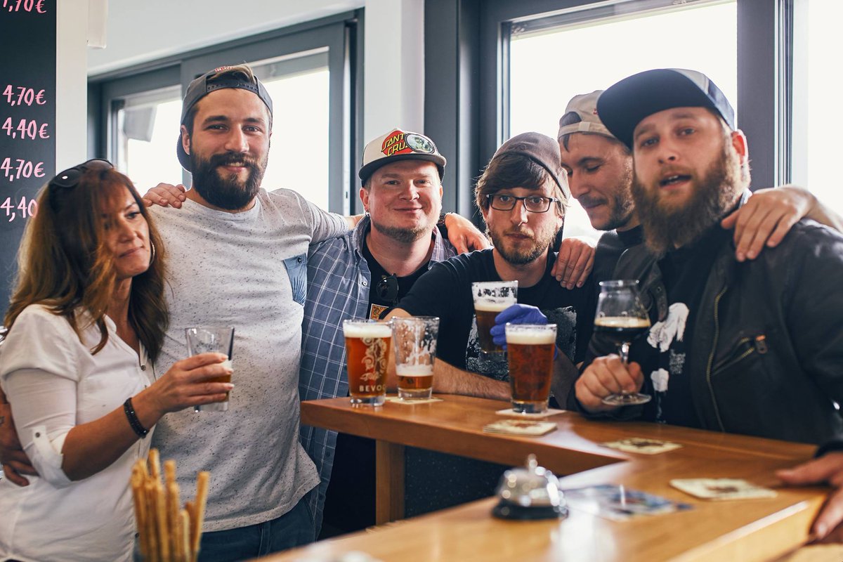 Bevog_Brewery's tweet photo. It was Kramahs 4th birthday!! We ended up having great time with our magnificent team and our champion friend #FilipFlisar 😀 https://t.co/6jvyns56De