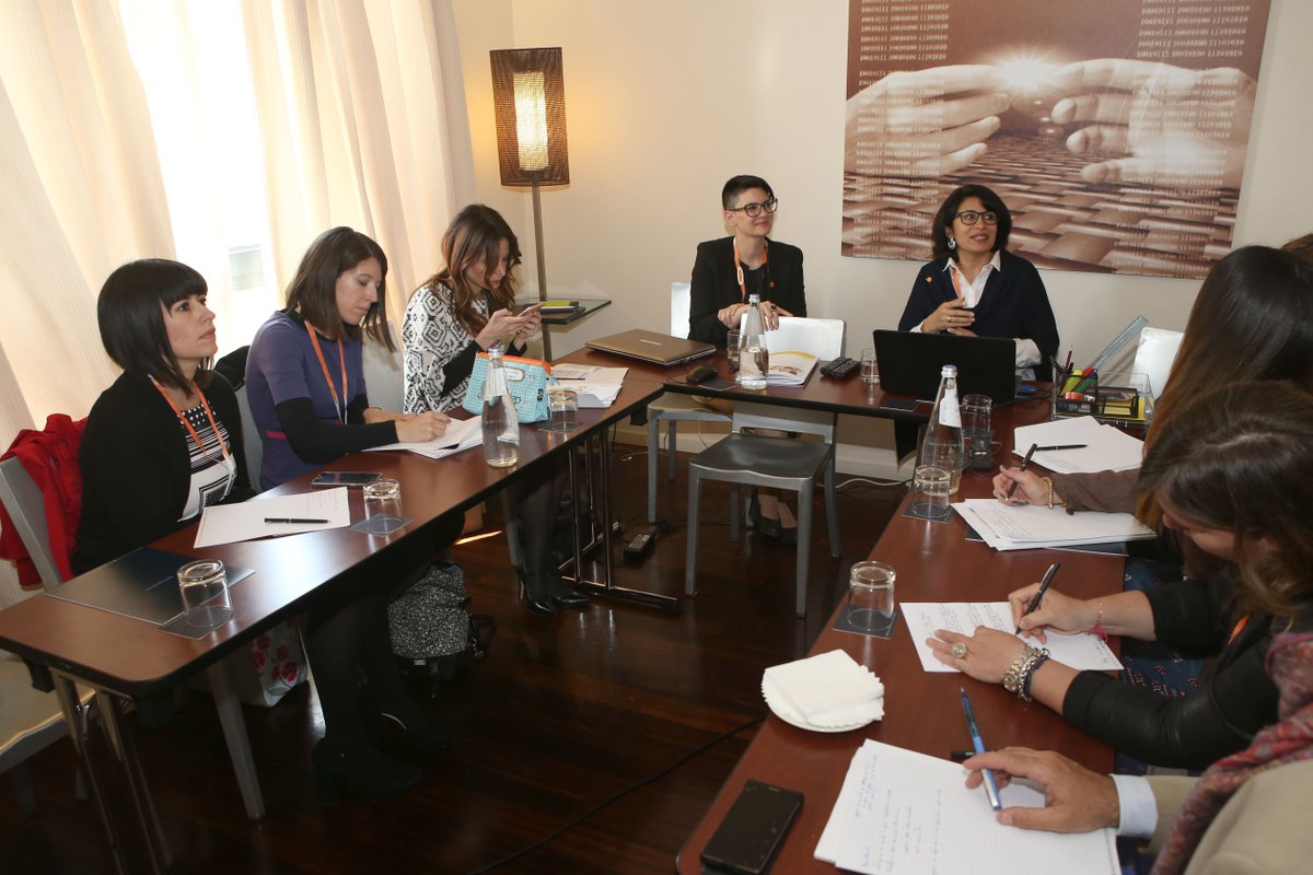 Grazie a <a href="/ceraunamamma/">Daniela Zepponi</a> <a href="/mammaimperfetta/">Silvia Sacchetti</a> <a href="/100per100mamma/">100%mamma</a> <a href="/mammaincitta/">Alessia Gilardo</a> <a href="/tsmmama/">TheSocialMediaMama</a> <a href="/CristinaRomeo/">cristina romeo</a>, blogger protagonist* al 12° #Simposio #medela