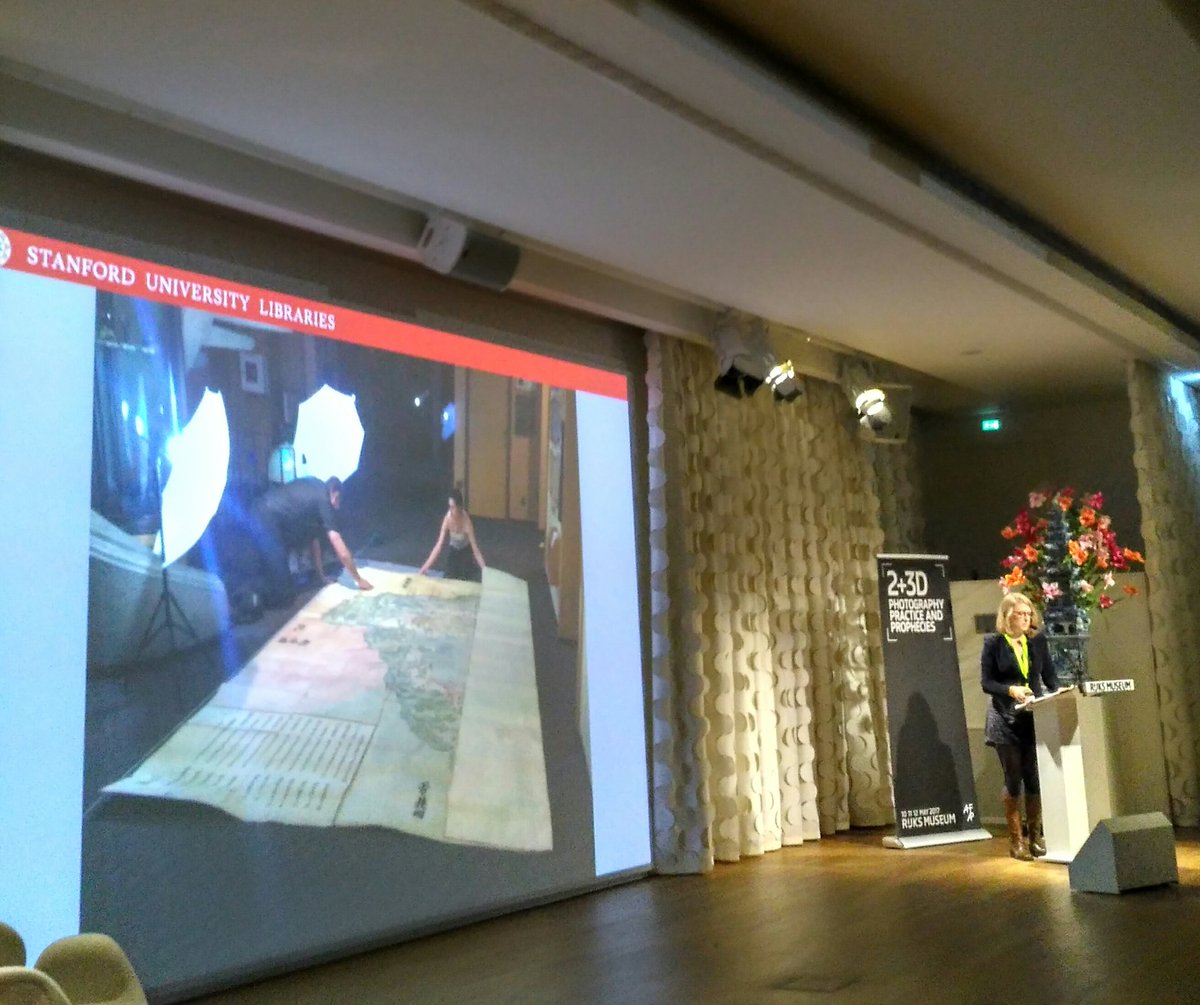 ElinaRollan's tweet photo. Digitising an oversized map is quite the challenge, as @deardrafuzzell from @StanfordLibs just showed us! #2and3D https://t.co/hoHGkBdali