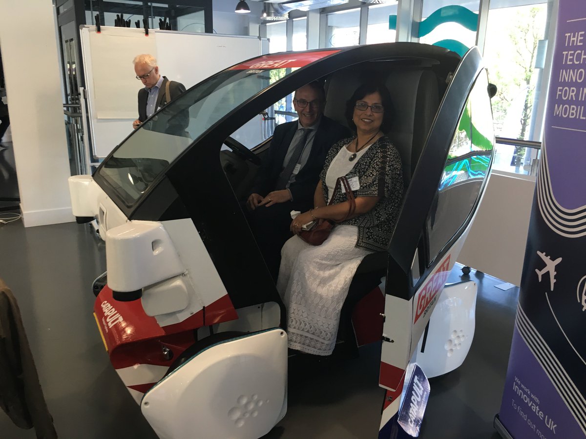 brygriffiths's tweet photo. Great fun at the #TransportCafe @TSCatapult @SymlConnect #DriverlessVehicles #Apps @OrchaUK #innovation @CIOTEKLtd https://t.co/m0dyOYi5EA