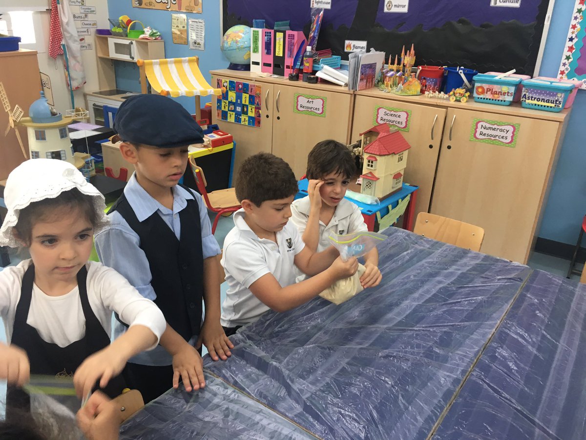 BCADyear1's tweet photo. Learning how to make bread #bcadyr1 https://t.co/lx710ORbNo