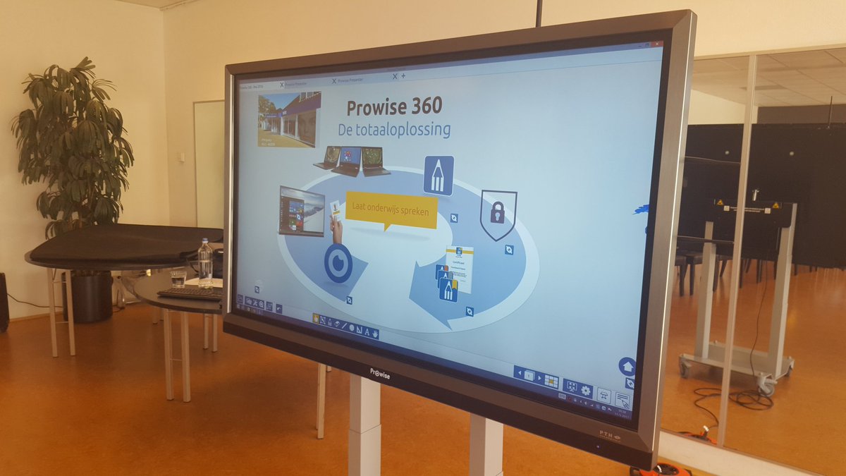 Vandaag mag ik 2 #Prowise workshops verzorgen voor Stichting Arlanta te Dokkum. Ik ben er klaar voor! <a href="/PTHgroep/">PTH Groep</a> <a href="/ijsherberg/">ijsherbergdokkum</a>