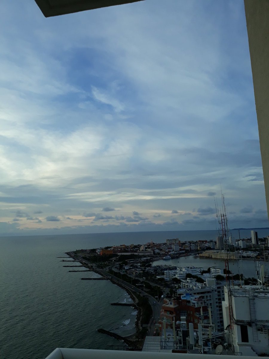Mapileon's tweet photo. Ciudad Amurrallada https://t.co/KCEwJ5czEo