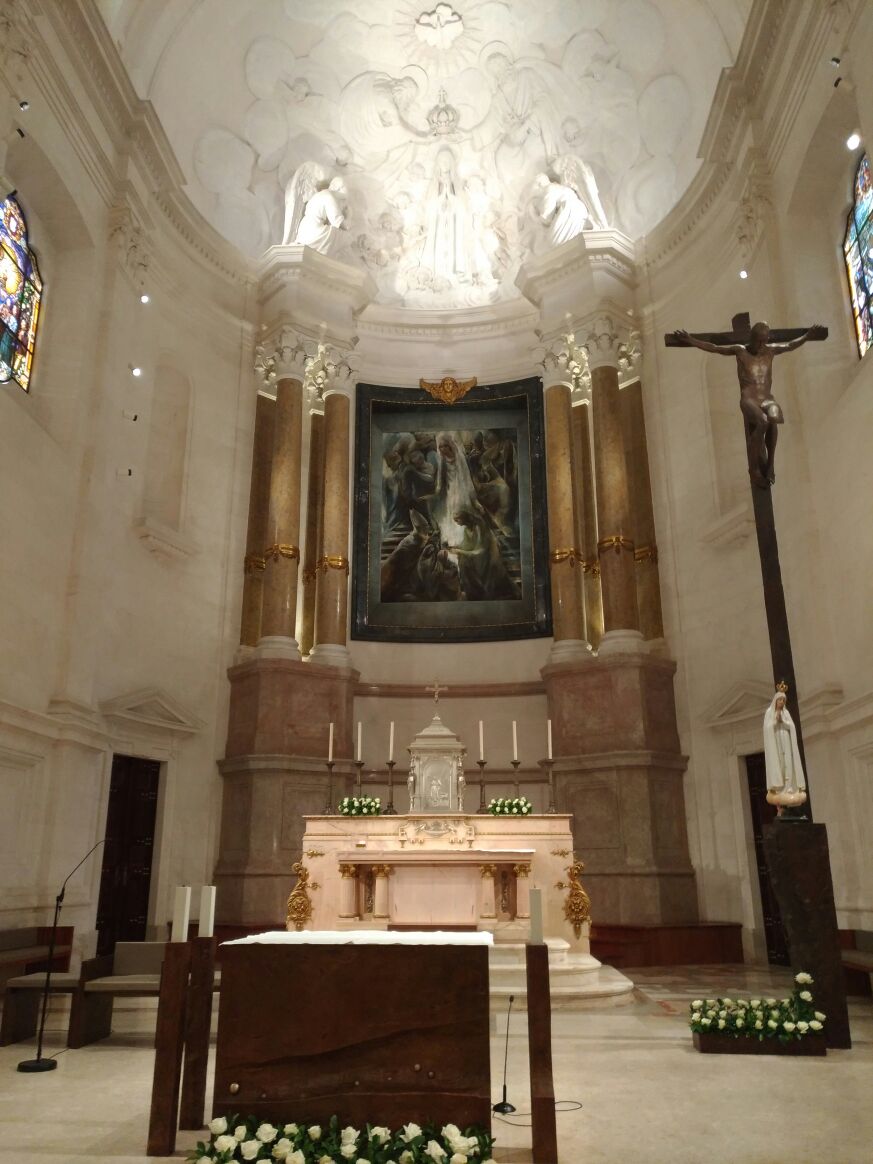 Mapileon's tweet photo. 13 de Mayo 2017 100 años de la aparicion de la Virgen De Fatima https://t.co/IY0u9MW1yo