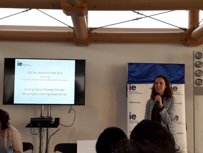 foroUSAES's tweet photo. 🙌 @ConchitaGaldon - amiga de @foroUSAES - inauguró ayer la nueva Iniciativa de #InnovaciónSocial de @IEbusiness, de la que será directora. https://t.co/CiaIvEDofg