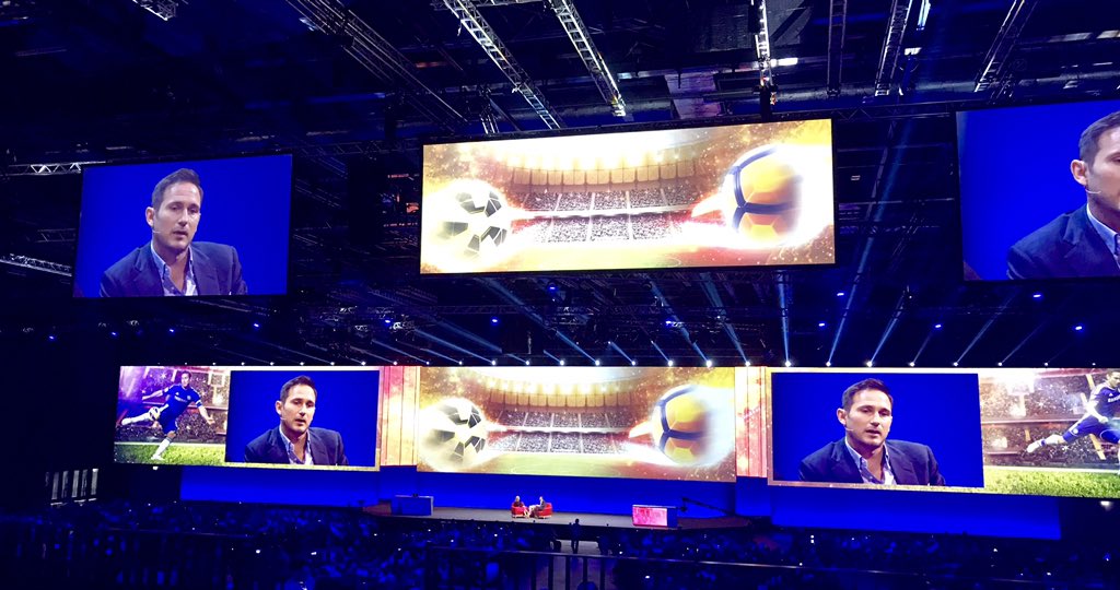 Rom1___'s tweet photo. The Legend #FrankLampard on stage at the #AdobeSummit #EmotionExperience https://t.co/3Z8rhGl5ih