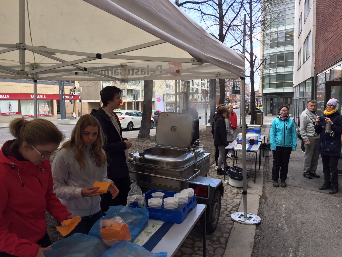 Klassillinen lukio tweet media