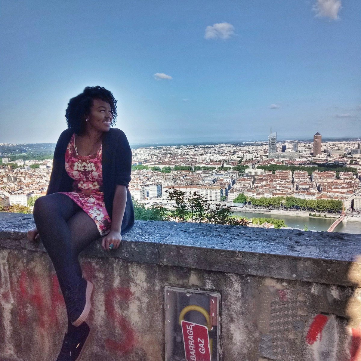 maureenkunga's tweet photo. C L A R I T Y

Highest point of the city with the prettiest views, shot with the best phone camera around!
#OPPOF3 #ExploreWithOPPO https://t.co/4AoxhIM4jx