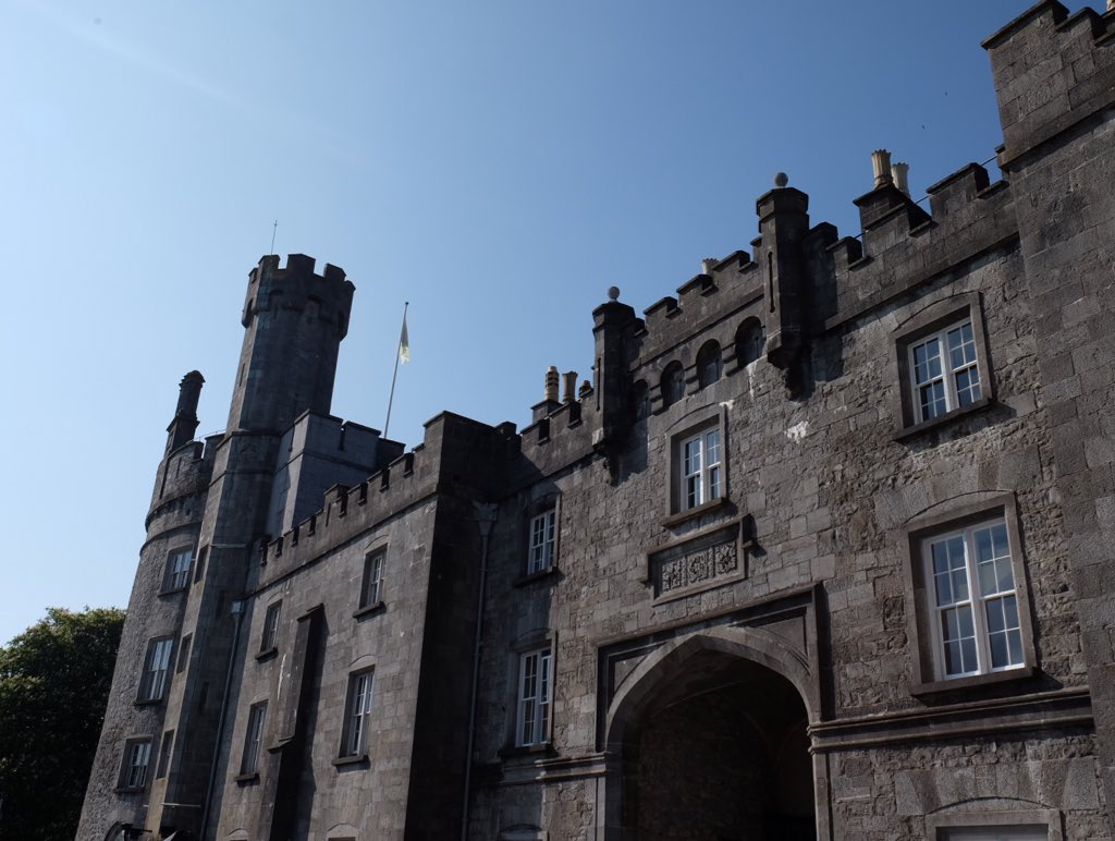 Clarence House tweet media