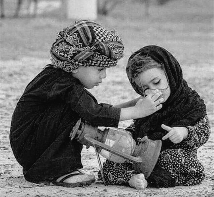 arewashams's tweet photo. "La tahzan innallaha ma'ana"
Don't be sad. Allah is with us.🌺 https://t.co/KA7LrL3a4W