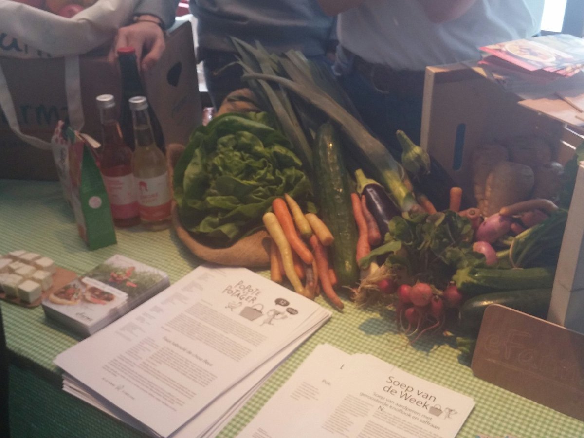 Green_Europe's tweet photo. .@EFARMZ are here today as well, with their local fresh organic produce #CAPrecipe https://t.co/lFVRc1BtuV