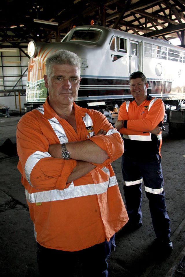 Bernie's on his own... #thisonesadud #berniebaker #railroadaustralia #RA2 #trains #aussietrains #Discovery