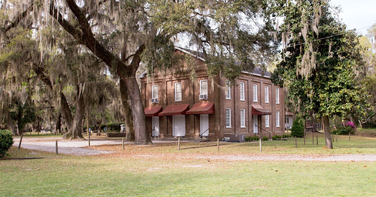 SavingPlaces's tweet photo. 11 American landmarks saved by #preservation / via @USATODAY #11Most https://t.co/JGJotFOmQr https://t.co/cbKnkJn8x6