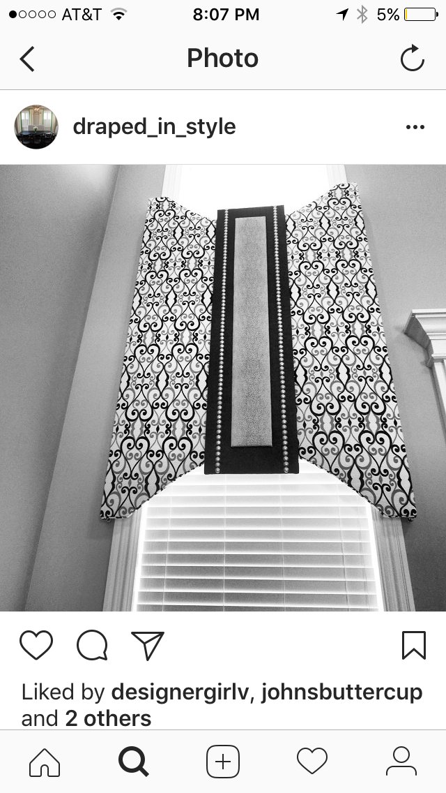 DrapedinStyle_'s tweet photo. Such an impact in a room! #louisvillewindowtreatments #customwindowtreatments #drapedinstyle #nortoncommons https://t.co/WmLIJmSRhg