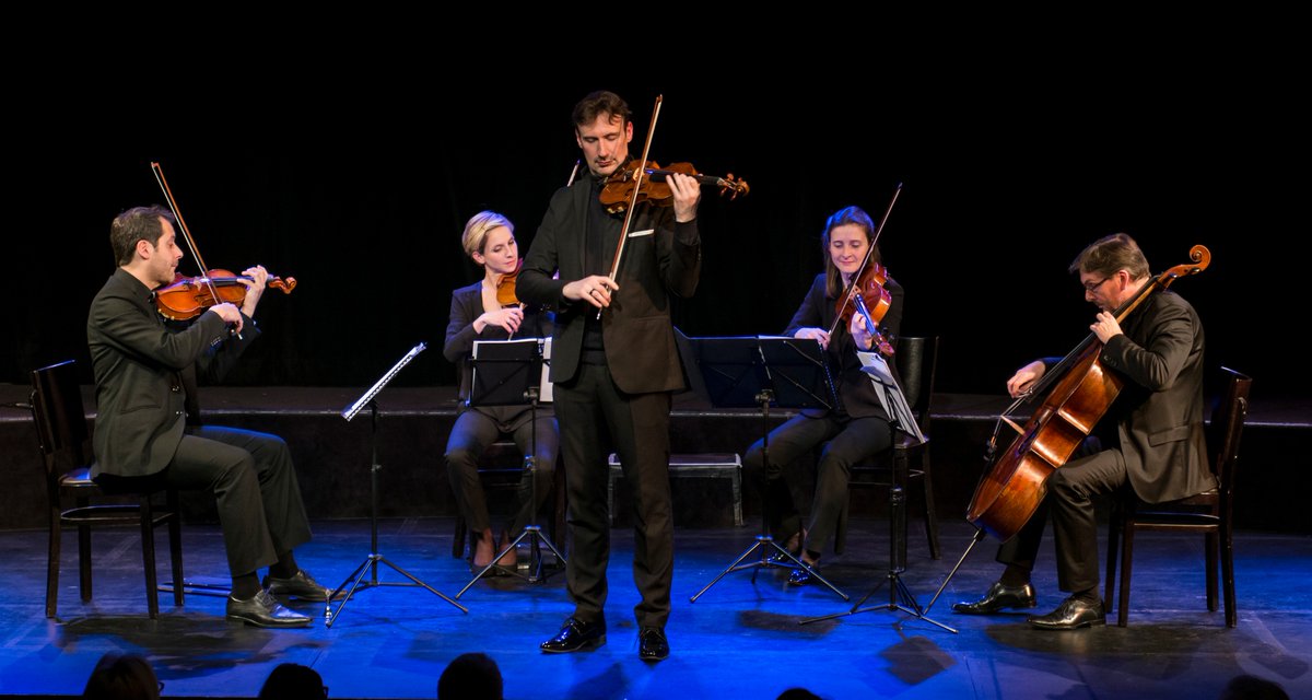 Cyclone_Prod's tweet photo. A vos agendas prochain #concert @violonsdefrance 
@MairieAngouleme le 19 mai à la Cathedrale à 20h30
@diocesecharente 
#vivaldi #paganini https://t.co/YpBxsm73WL