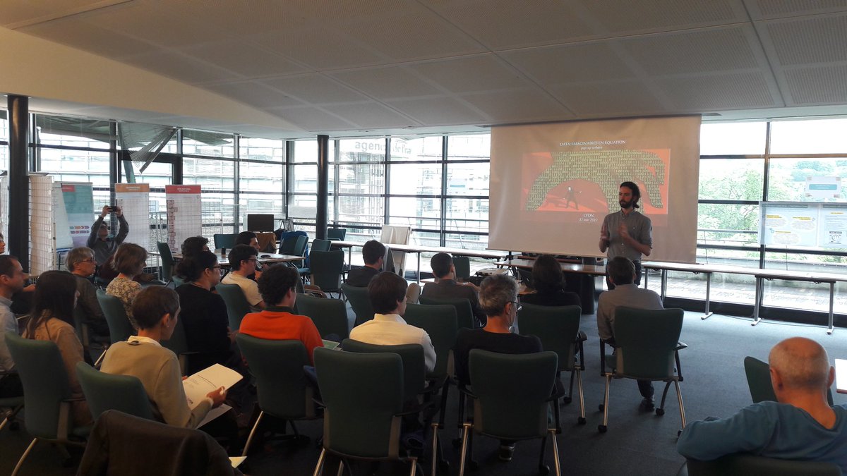 nodatweet's tweet photo. Au sprint #plateformedata du @grandlyon, @PhilippeGargov nous parle des imaginaires de la donnée #inspiration https://t.co/hkwIROd60s