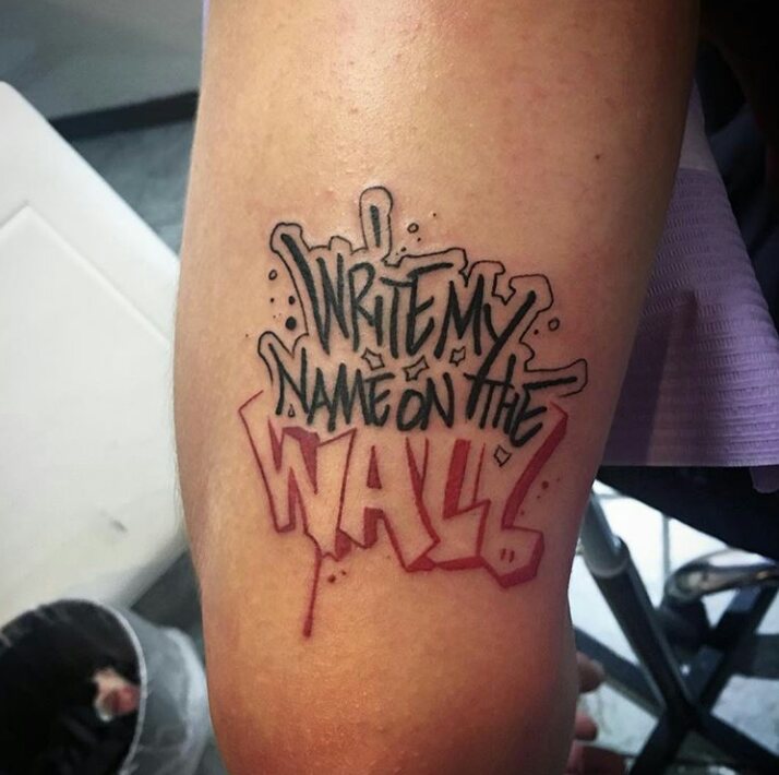 CalvanostraCrew's tweet photo. Réalisé par @sane2. 🎨
#tattoo #tatouage #ink #inked #graffiti #sane2 #Caen #Calvanostra https://t.co/6M56leLvlS