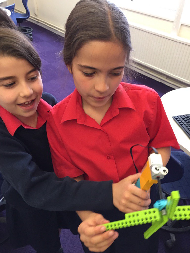 hariH_R's tweet photo. We have been updating our designs to make them even more streamline. #steam https://t.co/U2qx6fDK0u