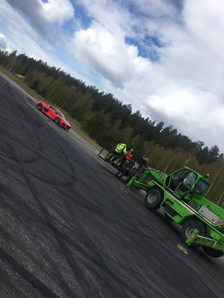 MikaelaAhlinK's tweet photo. 2 days of 📸, tomorrow it's time for the rolling camera 🎥 All will be revealed in June, so stay tuned.... ⭐️
#AudiSport #2projects #June https://t.co/17Ncs8Gm2h