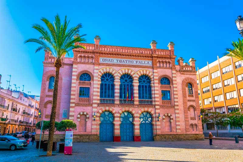 Diversión,picardía y gracia🤣🎤
¿Cómo se celebra el #carnaval en #Cádiz?↓
bit.ly/2r4Wnvn
#CarnavalCádiz #FiestasEspaña
<a href="/carnavalCadiz/">carnavalCadiz</a>