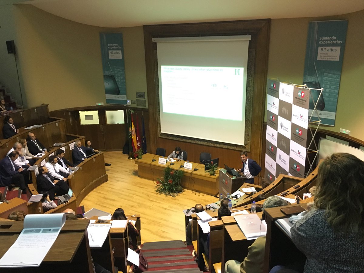 Interesante intervención del Dr Ralf Kuhlen CMO HELIOS en IV Seminario Int'l #SegPac y Excelencia Clínica organizado por <a href="/quironsalud/">quirónsalud</a>