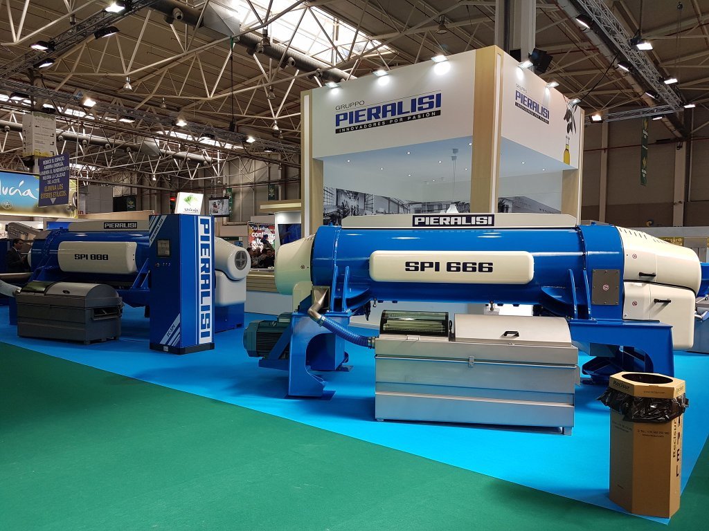 GruppoPieralisi's tweet photo. Live from @Expoliva_2017. Come and visit us at Hall 17
#Leopard #Protoreattore #Scorpion #Expoliva2017 https://t.co/1FVt0tm3lW