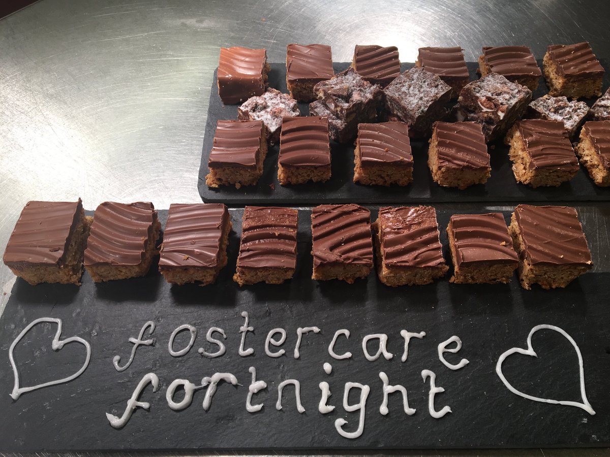 HIEXDoncaster's tweet photo. A treat for our conference guests, knowing they do such a great job! #fostercarefortnight #RBHMay https://t.co/SljgVa9zVx