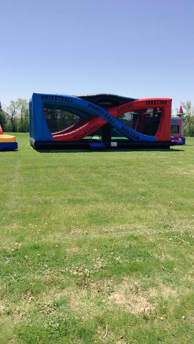 FlyHighBounce's tweet image. Our newest #inflatable #sportsfusion! #jousting #volleyball #soccer #bball #boxing #dodgeball #events #chicago #party #flyhighbounce