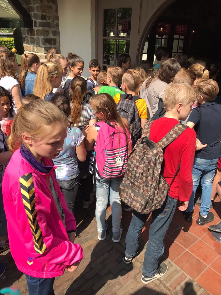 dalton_inbalans's tweet photo. Heerlijk schoolreisje @DeEftelingEftel DeEftelingEftel @skbo_oss https://t.co/i3HgW6r4Hi