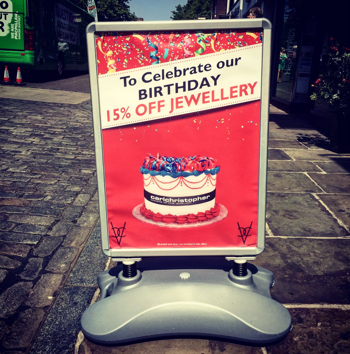 We are celebrating our 2nd birthday in Chester with 15% off ALL diamond set jewellery!!! #Chester #Diamonds #Jewellery 🎉💍🎂💎