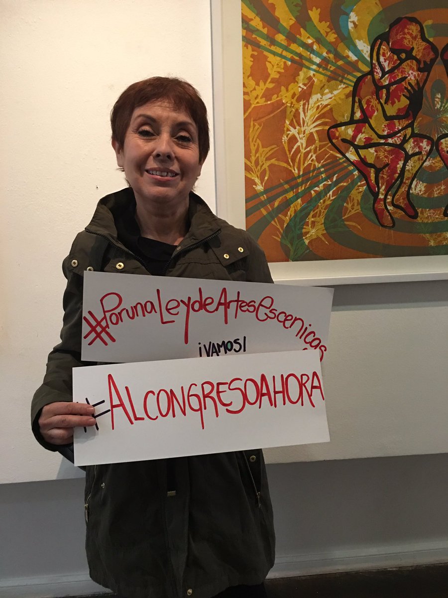 crisromerof's tweet photo. Aquí están los que siempre han estado, desde #Biobío #PorUnaLeyDeArtesEscénicas #AlCongresoAhora #DiaDelTeatro @travesia77 @Cultura_Biobio https://t.co/mxoMhjnJZU