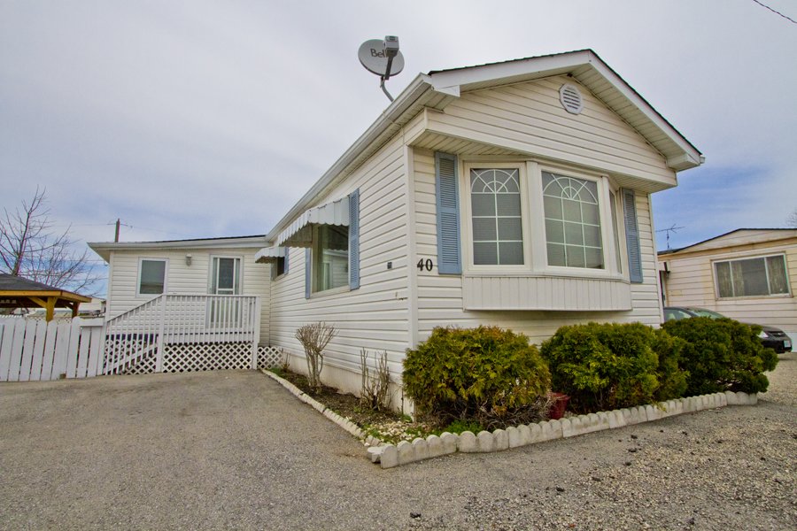 RealEstateNF's tweet photo. #FrankieGrottola #SoldFirm #RealestateNiagara #40-2175 Mewburn RD Niagara Falls Sold Firm 162 000 Call for a free home Evaluation https://t.co/BBSpybDCRM