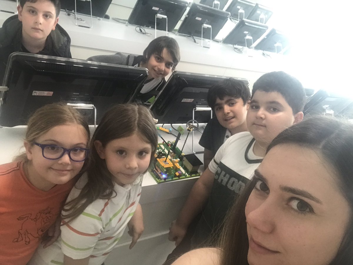 ipek_turan's tweet image. #DogaFllJr kıyafetlerimiz kurusun biz geliyoruz #mindblasters #sinekkuşu #halkalibilim #dogatech @BilimKahraman @DogaOkullari