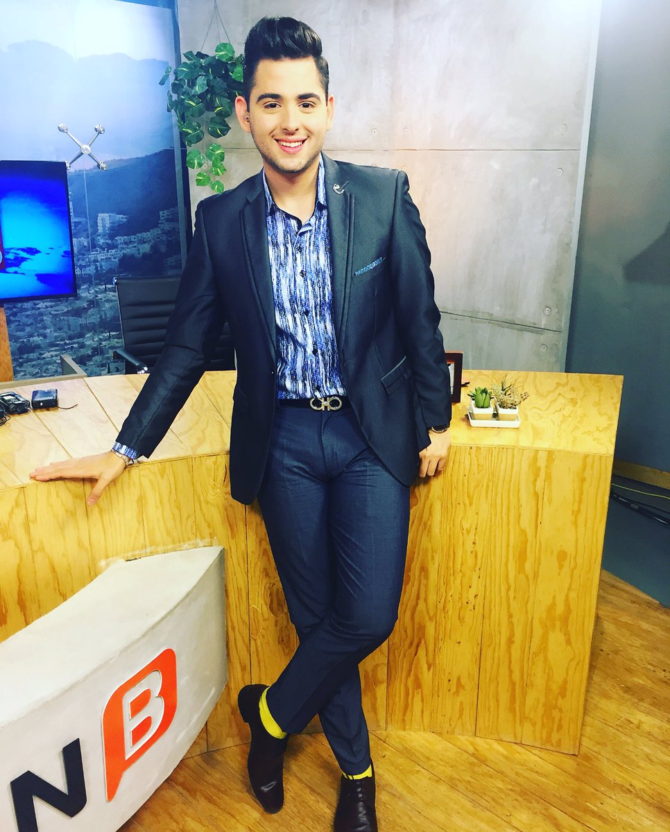 marioluna31's tweet photo. #TodosSomosPlanB 💛💙 @PlanB_Azteca7 @aztecanoreste https://t.co/dsOIHgpH7J