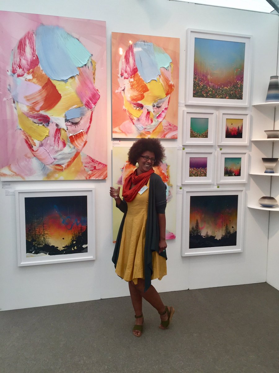DegreeArt's tweet photo. The lovely Sanna coordinating with our the artwork on #StandA5 @AAFLondon #Hampstead #aafhampstead #art #artfair https://t.co/vk94UuzyLt