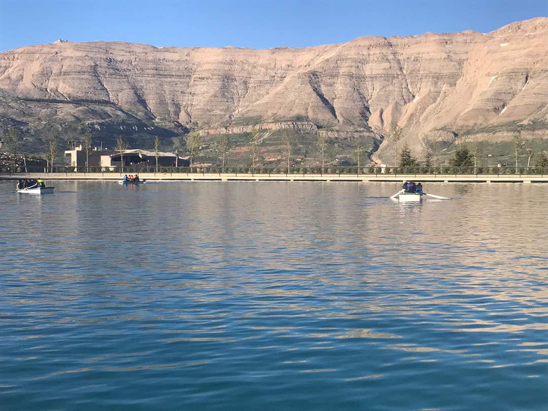 Lycée Abdel Kader visited #ZaarourClub today and enjoyed the great experience of rowing boats in #TheLake .
#YourDestinationAllYearLong