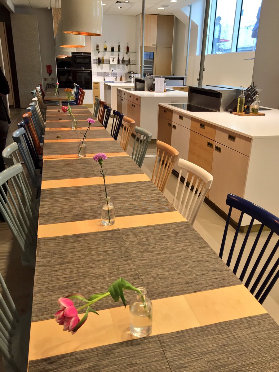 AveqiaLondon's tweet image. Setting up for tonight.... #InteractiveCooking #AVEQIALondon