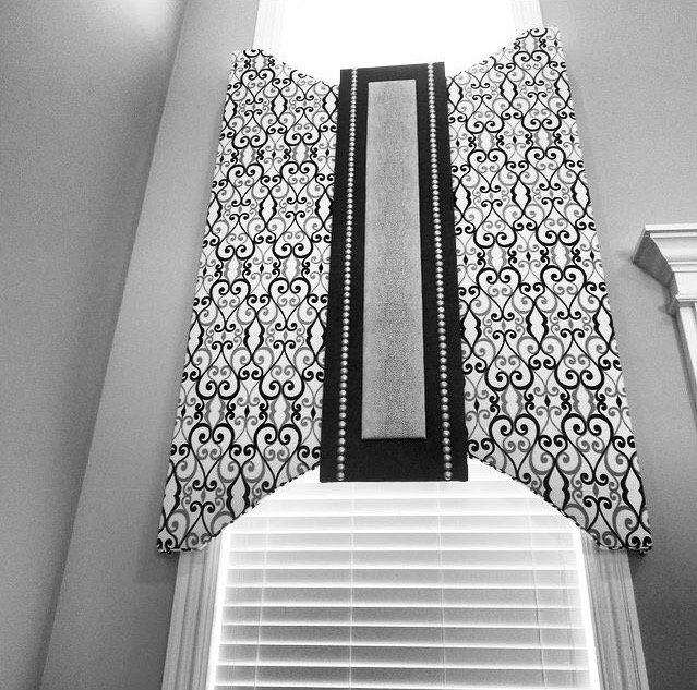 DrapedinStyle_'s tweet photo. Such an impact in a room! #louisvillewindowtreatments #customwindowtreatments #drapedinstyle #nortoncommons https://t.co/oZ7pzIRX3w