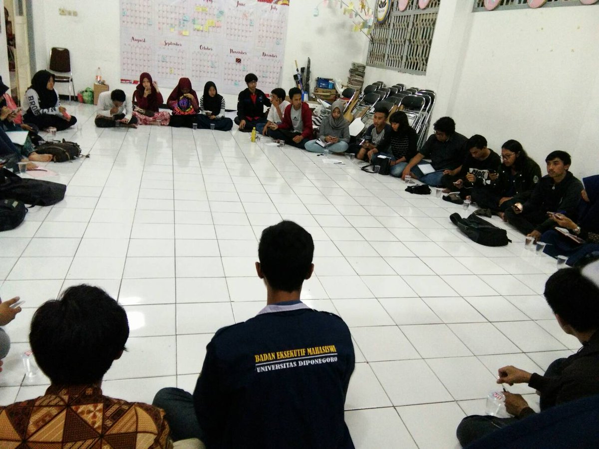 K&PSDM BEM UNDIP tweet media