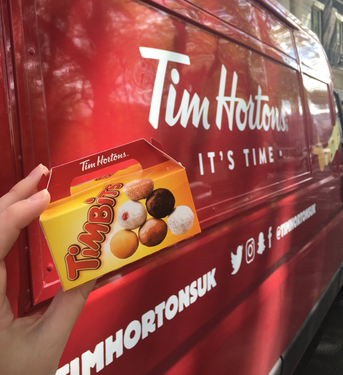 Tim Hortons UK tweet media